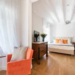 Residenza Magliabechi Nocleg ze śniadaniem 2*